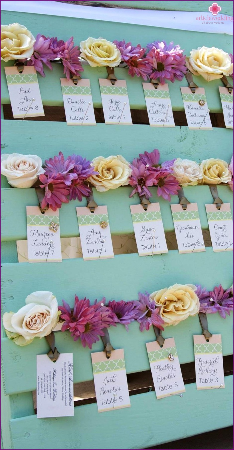 Flower stand for cards