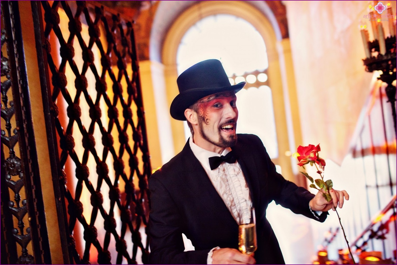 Sposo nello stile del Moulin Rouge