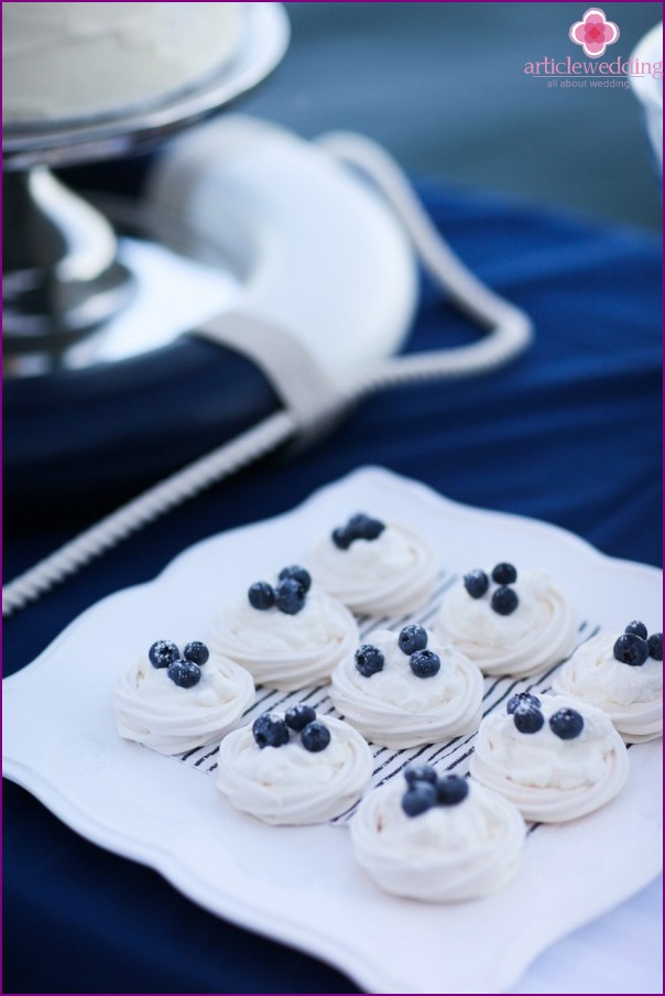 Blueberry Meringue