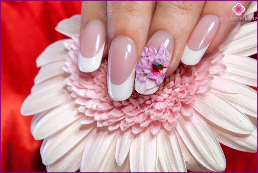 Manicure de estuque para um casamento