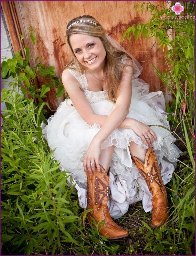 Country style bride