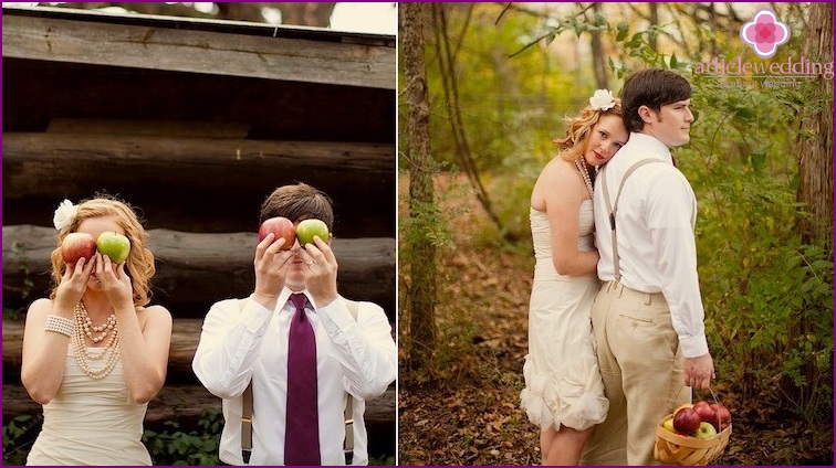 Newlyweds in the apple style