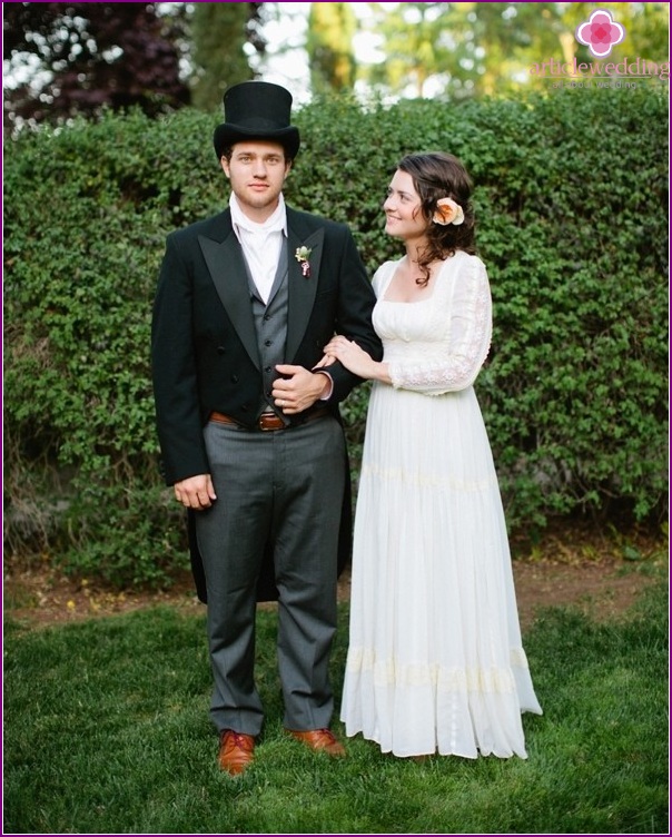 Bride and groom in the style of the film Pride and Prejudice