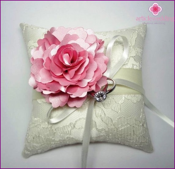 Coussin pour bagues