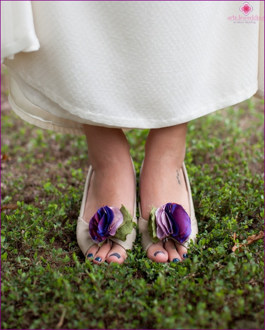 Chiffon pompons voor schoenen