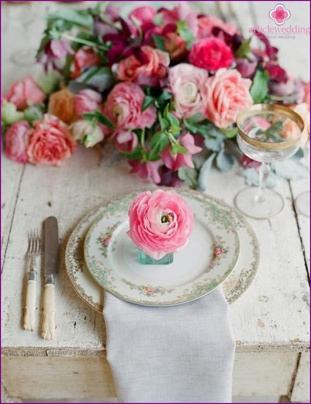 Cenário de mesa para um casamento