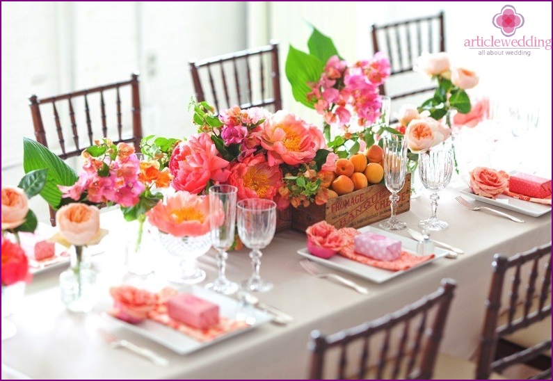 Réglage de la table pour un mariage