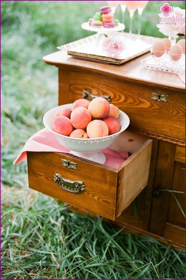 Peach Style Wedding Ideas