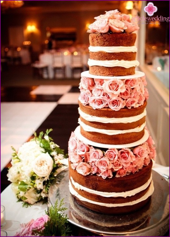 Un pastel de bodas