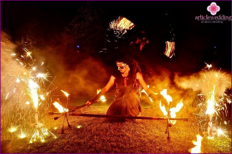 Feuershow für die Hochzeit