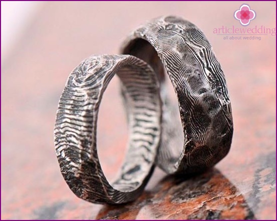 Damask rings