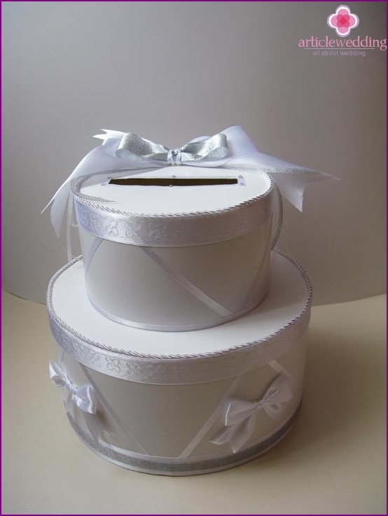 Gift box - an indispensable wedding accessory