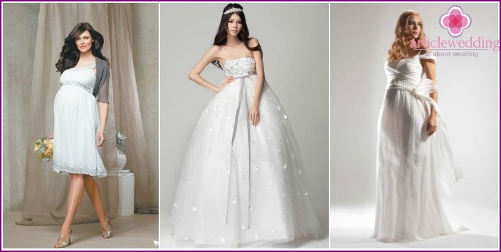 Photos of pregnant brides in lush wedding dresses