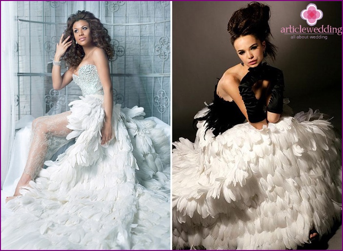 Robe de mariée avec jupe en plumes