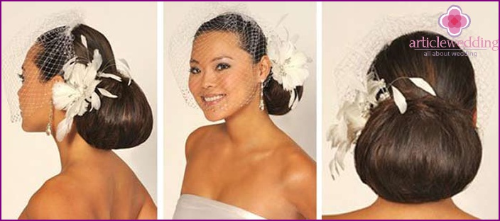 Original hair style with mesh and flower