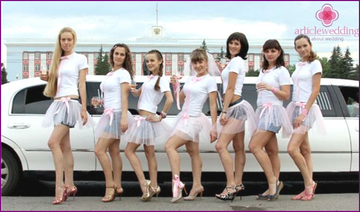 Ugyanaz a ruha a bachelorette party-ra