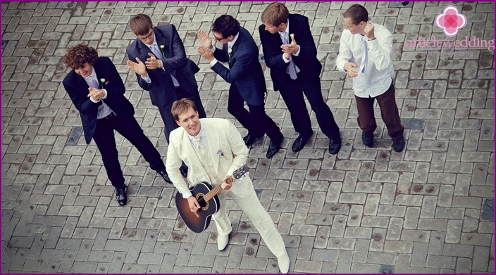 Serenade as a fun test for the groom