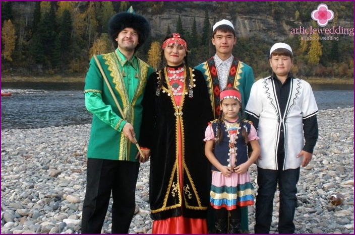 Tatar slektninger