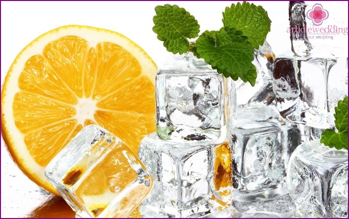 Ice for Wedding Lemonade