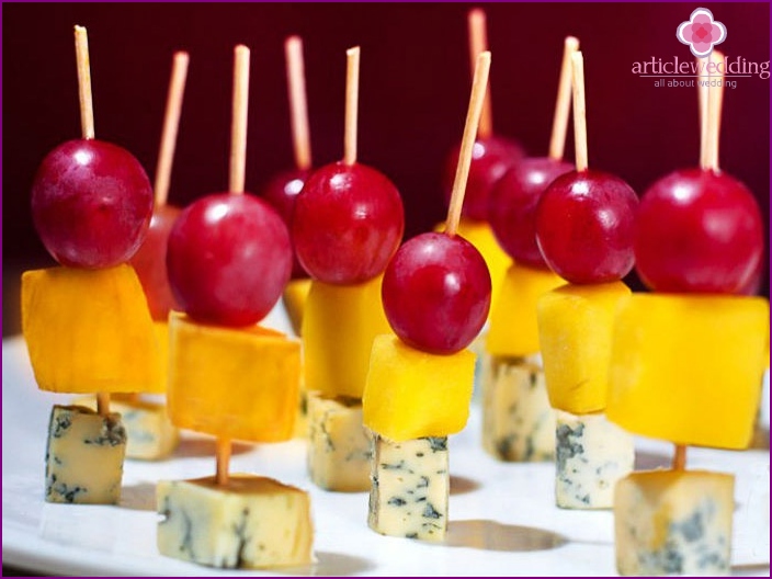 Wedding appetizer with dor blue cheese