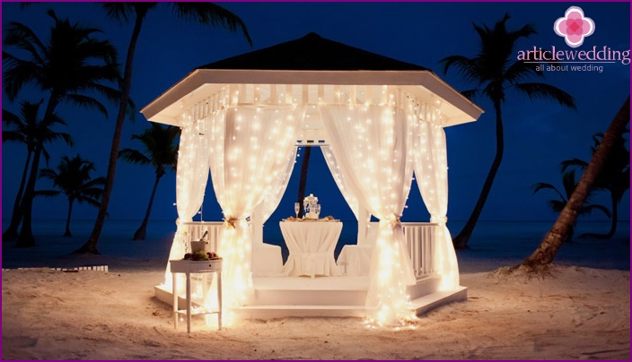 خيمة زفاف الشاطئ