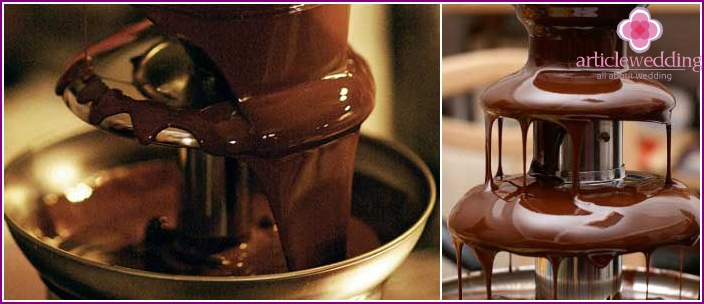 Melted chocolate for a fountain fixture