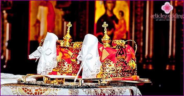 Presentes de casamento da igreja