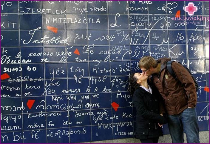 Muro d'amore a Montmartre a Parigi