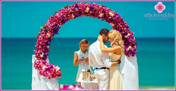 Symbolic Thai Wedding Ceremony