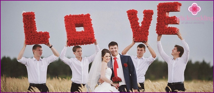 عناصر التصميم الحمراء لالتقاط صورة زفاف