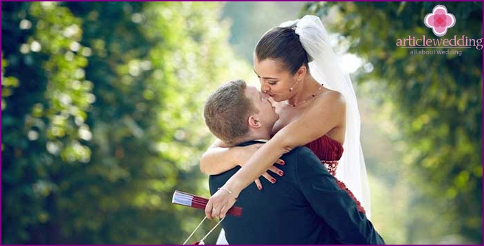 Spanish wedding - the choice of a bright temperamental couple