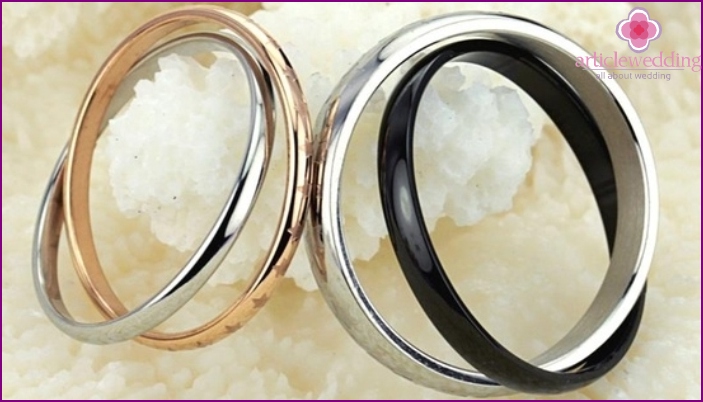 Double Rotating Wedding Rings