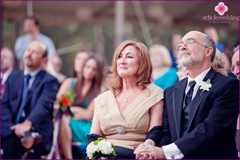 Parents at the wedding