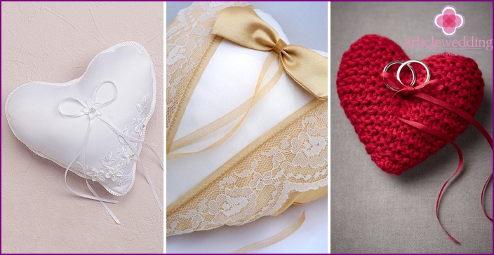 Accessoire de mariage en forme de coeur