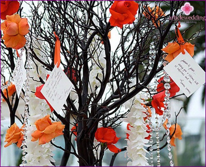 Live twigs for the wedding wish tree