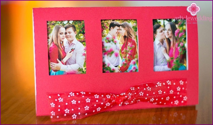 Invitation card with photo newlyweds.