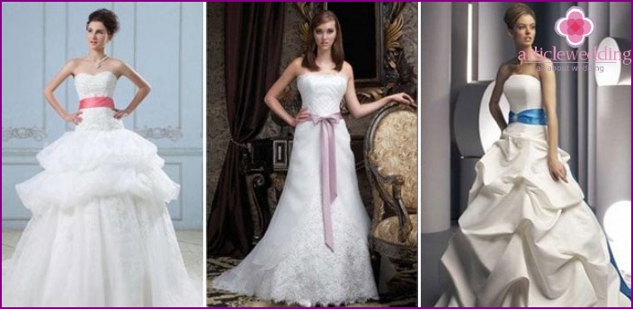 فستان زفاف مع حزام ملون