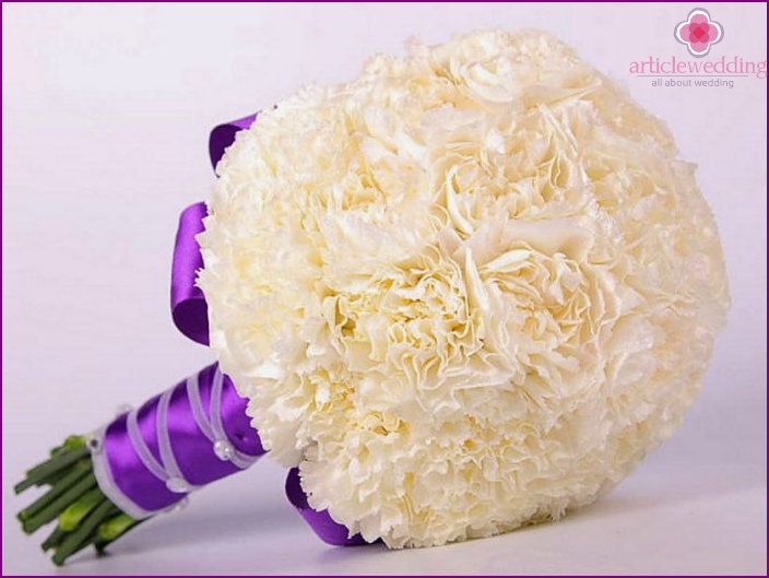 Bouquet in the shape of a ball