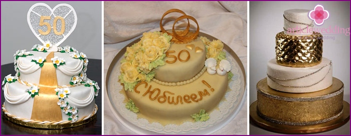 كعكة جميلة للذكرى الخمسين للأسرة