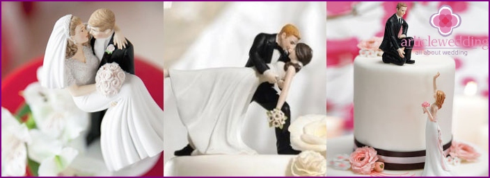 Wedding cake figurines