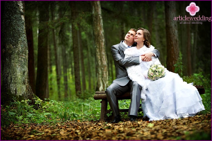 Eine Hochzeit in der Natur ist romantisch