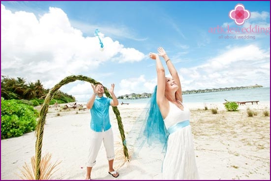 Newlyweds in the Maldives