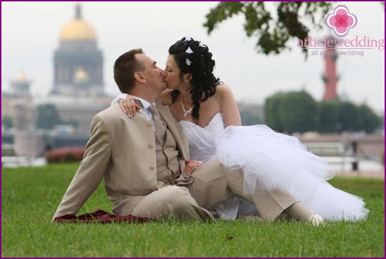 Hochzeit in der Nähe der St. Isaac's Cathedral