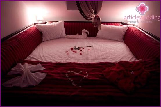 Romantic room decoration