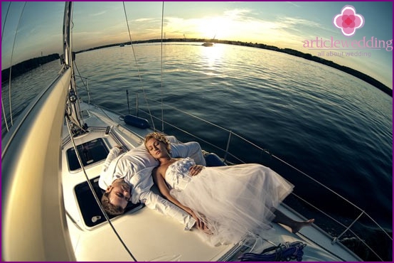 Honeymoon on a yacht