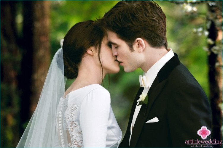 Wedding dress from the Twilight movie