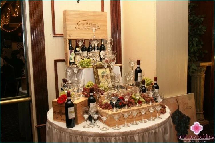 Bar de vinos en la boda