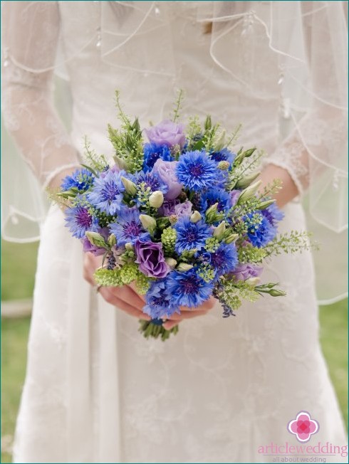 Bouquet de mariée de fleurs sauvages