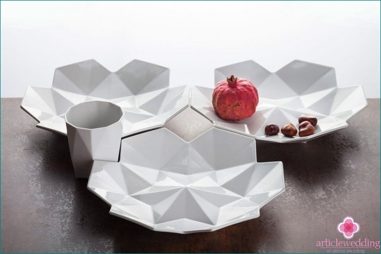 Original geometric dishes