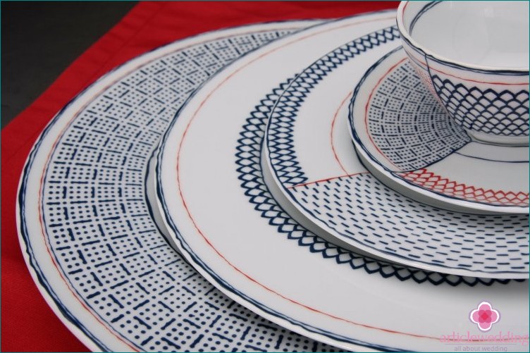 Geometric Print Cookware